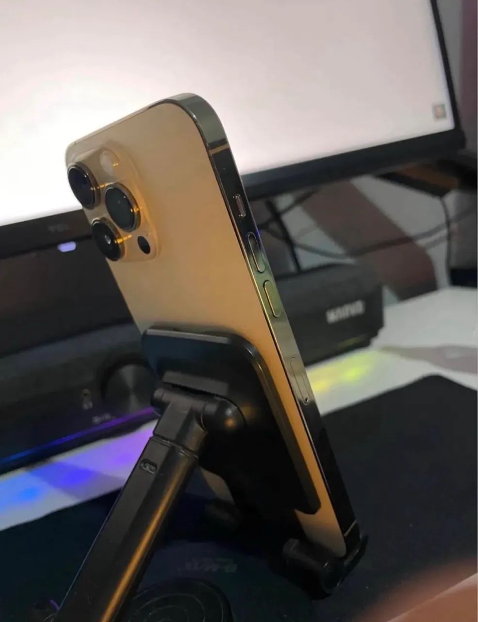 iPhone 14 Pro Max Gold  - Foto 5