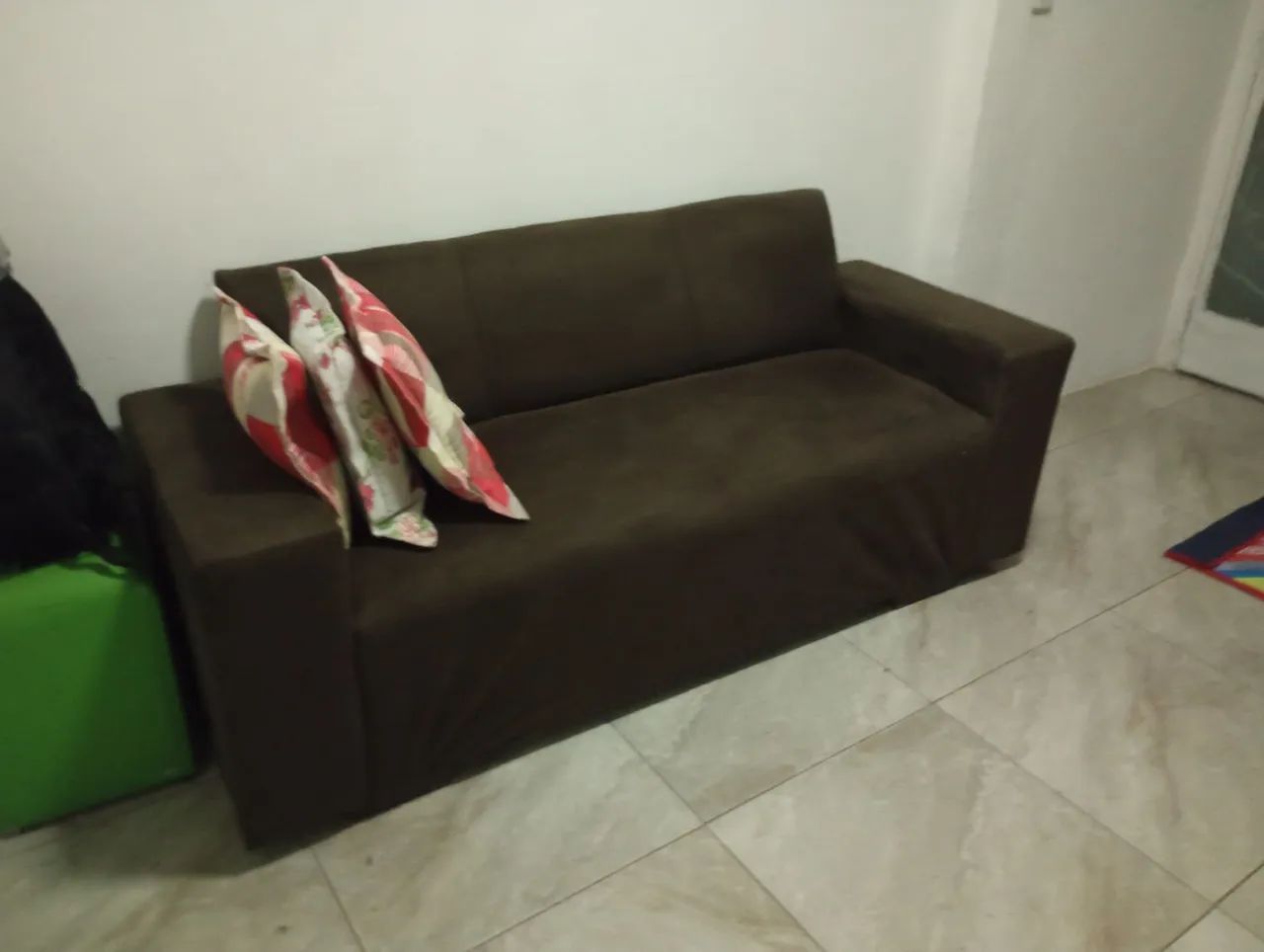 Sofá 3 lugares 