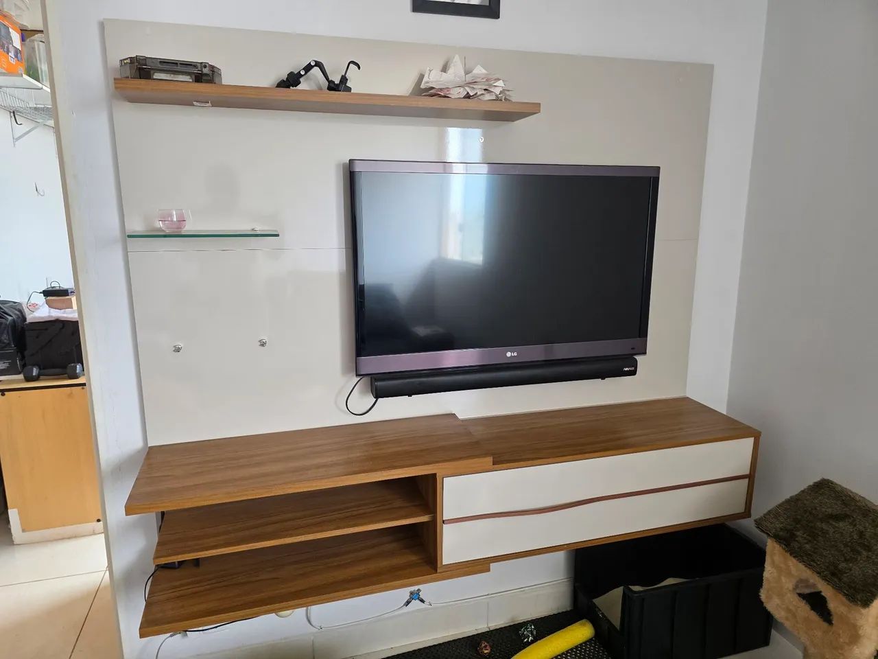 Painel para TV ate 55 Polegadas com LED e Rack Suspenso - Foto 2