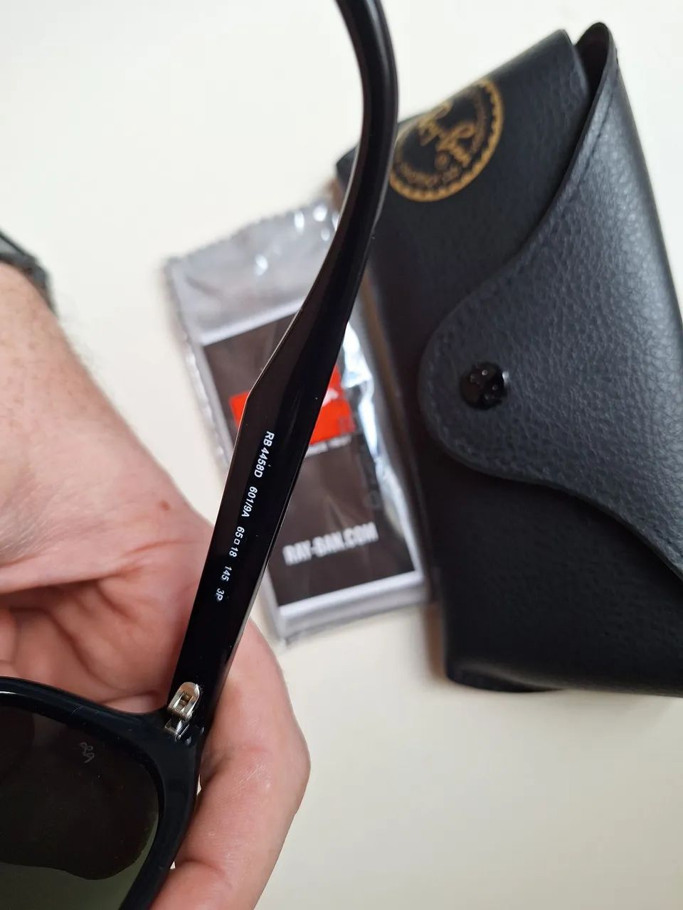(NOVO/Sem uso) Óculos de sol Rayban POLARIZADO  - Foto 4