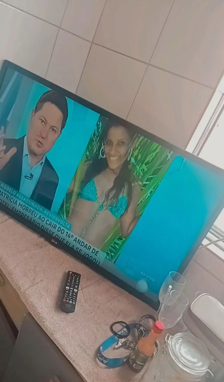 Vende-se uma TV 39polega não e smarte tv  - Foto 2