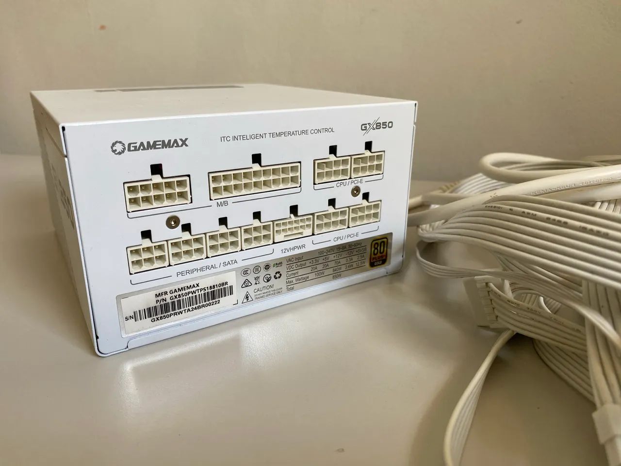 Fonte Gamemax GX850 80 Plus Gold - FULL MODULAR