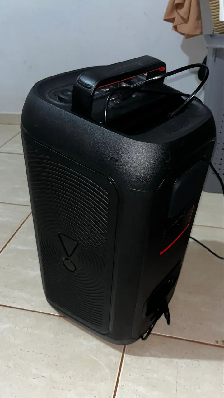 caixa de som Partybox JBL