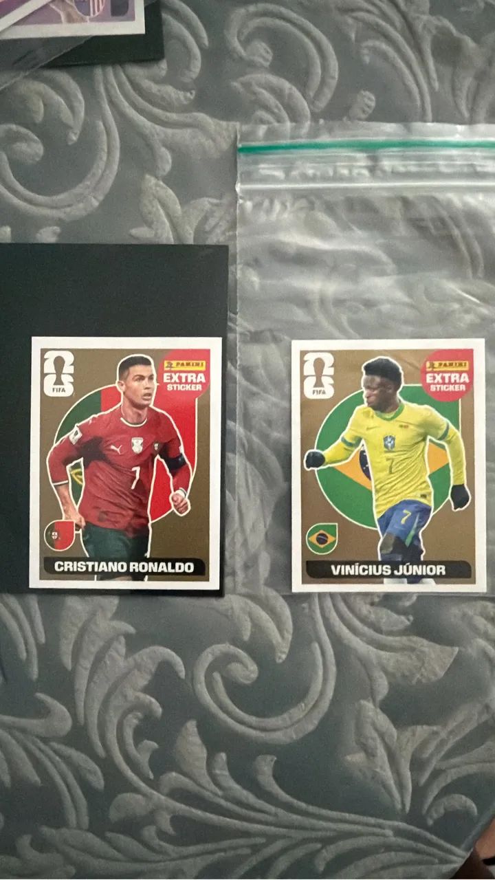Figurinha legend Cristiano Ouro
