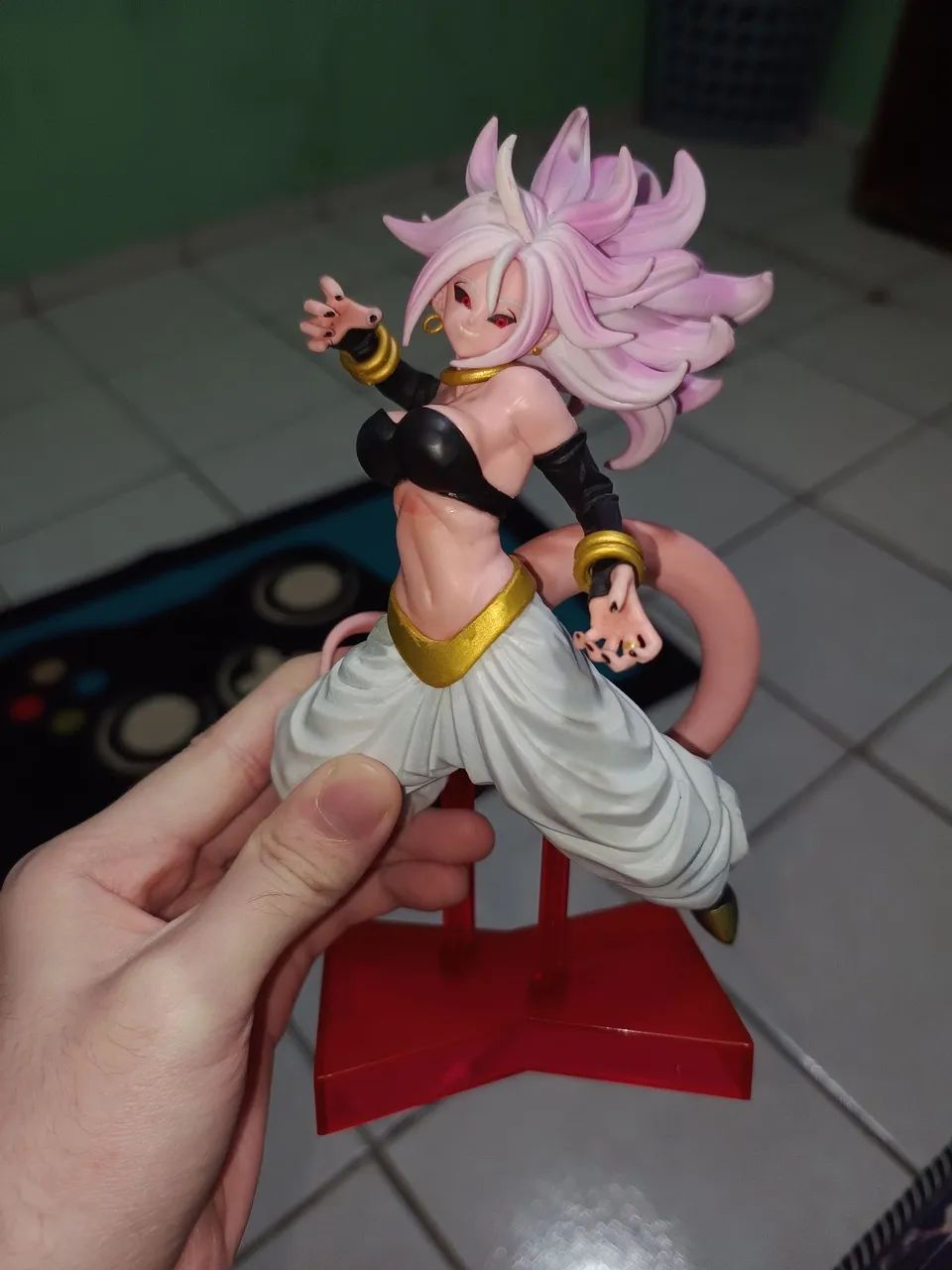 Action figure/Boneca - Majin Android 21 - 21cm