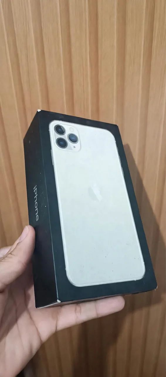IPHONE 11 PRO MAX  - Foto 3