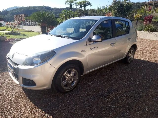 Renault Sandero SANDERO TechRun Hi-Flex 1.0 16V 5p 2014