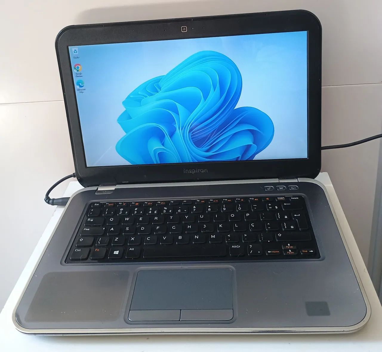 Notebook Dell Core i7 8GB de RAM SSD 120GB Bateria Boa - Notebooks