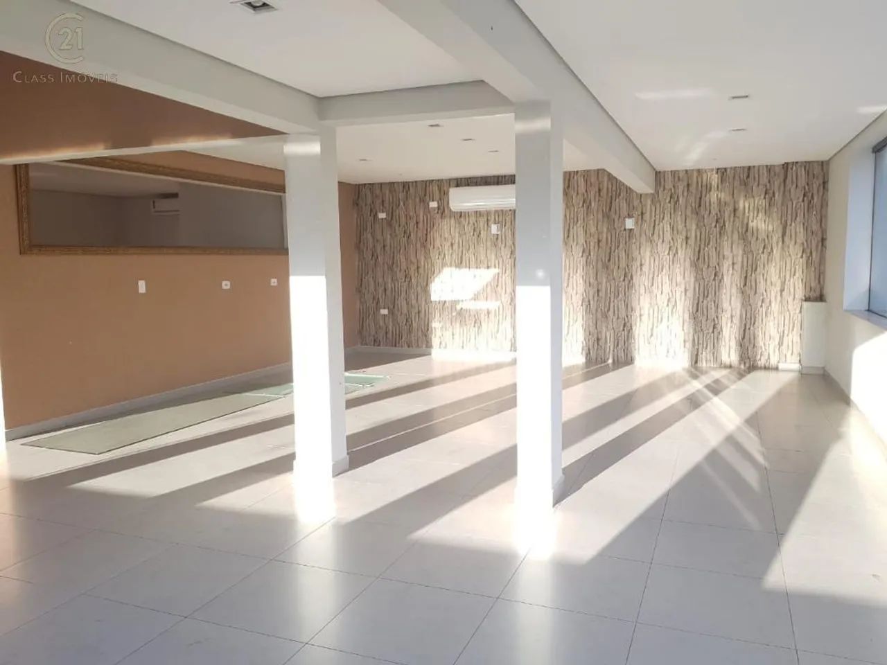 Casa para alugar em Londrina, Guanabara, com 5 quartos, com 270 m² - Foto 3