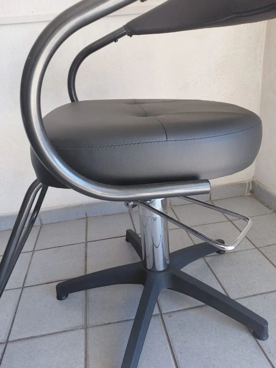 Cadeira de Salão Dompel 