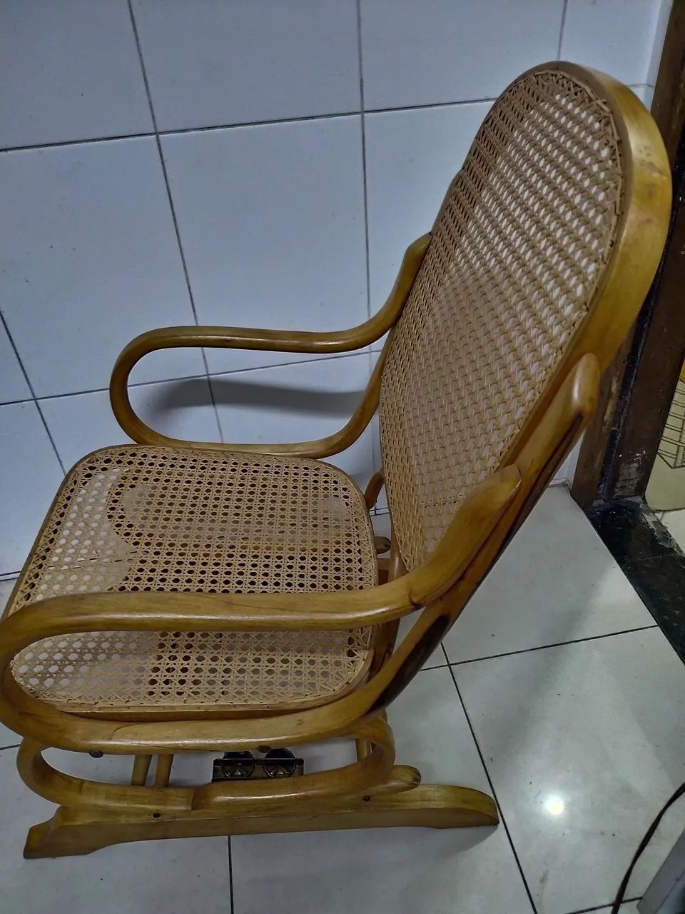 Cad balanço molas Thonet rrstaurada - Foto 3
