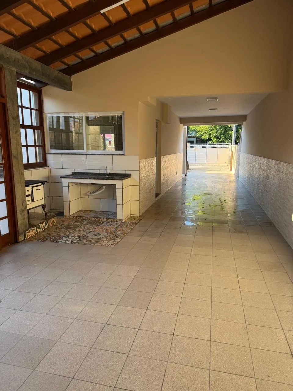 Casa de 4 quartos com churrasqueira no Rio Tavares - Foto 5