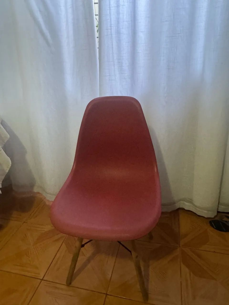 Duas cadeiras Eiffel vermelho escuro  - Foto 2