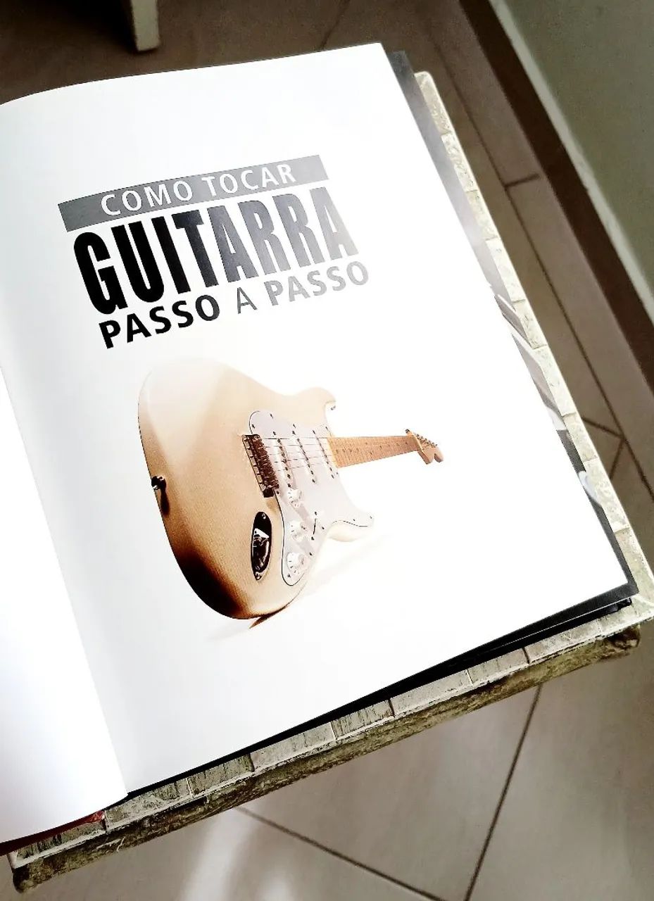 Livro Como Tocar Guitarra Passo a Passo - Foto 2