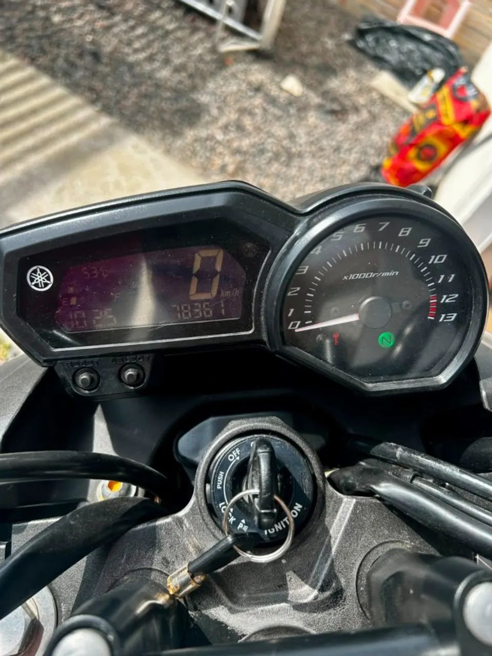 ? YAMAHA XJ6 N 600cc 2012 ? - Foto 2