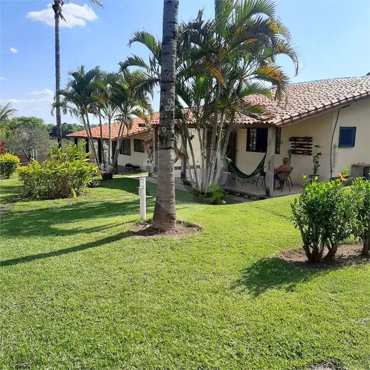 Chácara à venda com 8 quartos, sendo 8 suítes, em Jardim Arquidiocesano, Salto - SP