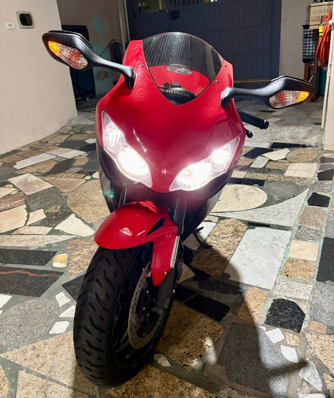 CBR 1000 RR Fireblade - Foto 5