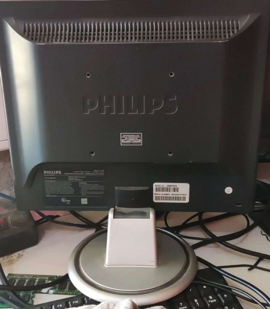 Monitor Philips 15" 100% funcional  - Foto 2