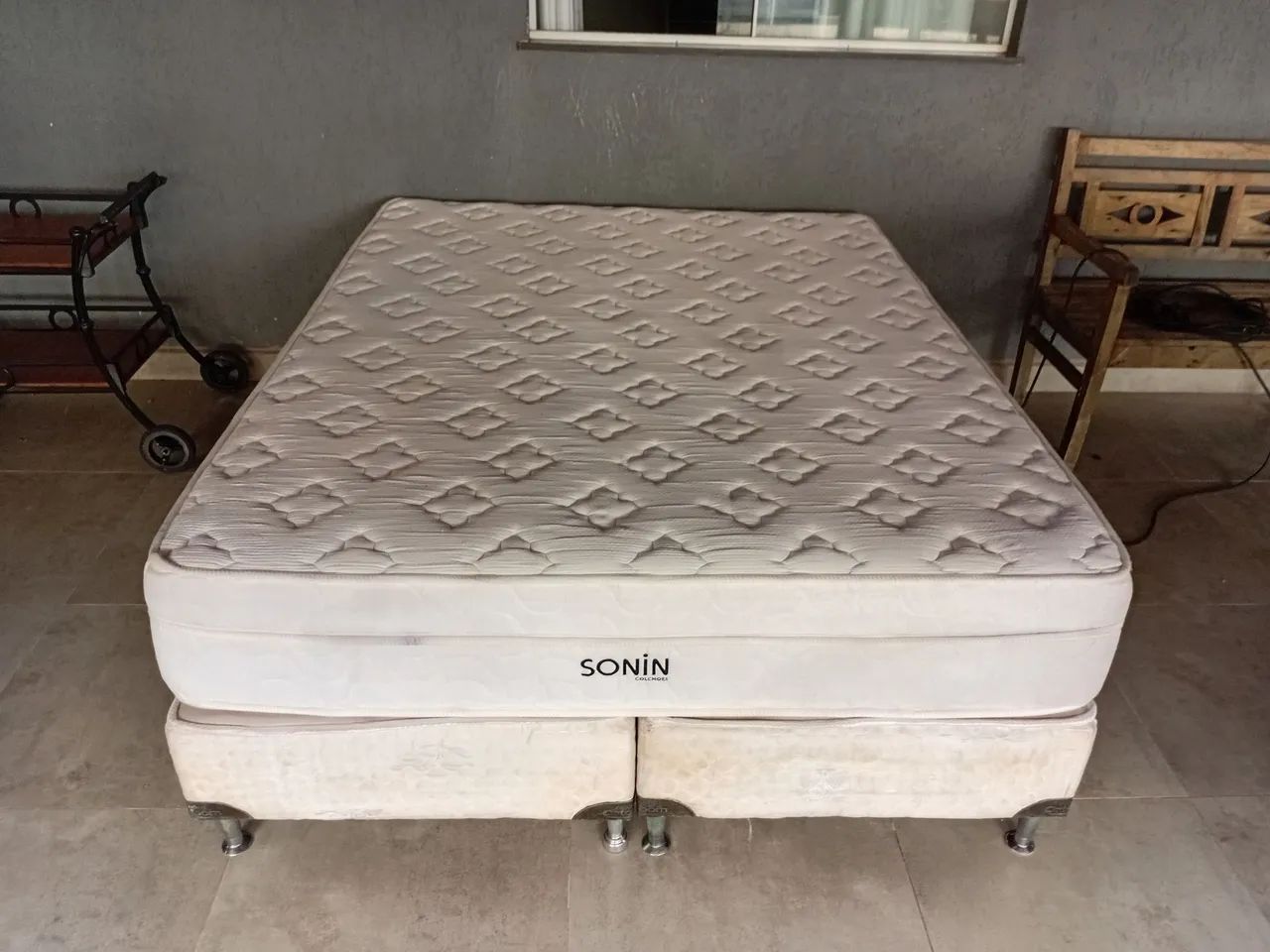 Vendo cama de casal Queen entrego  - Foto 5