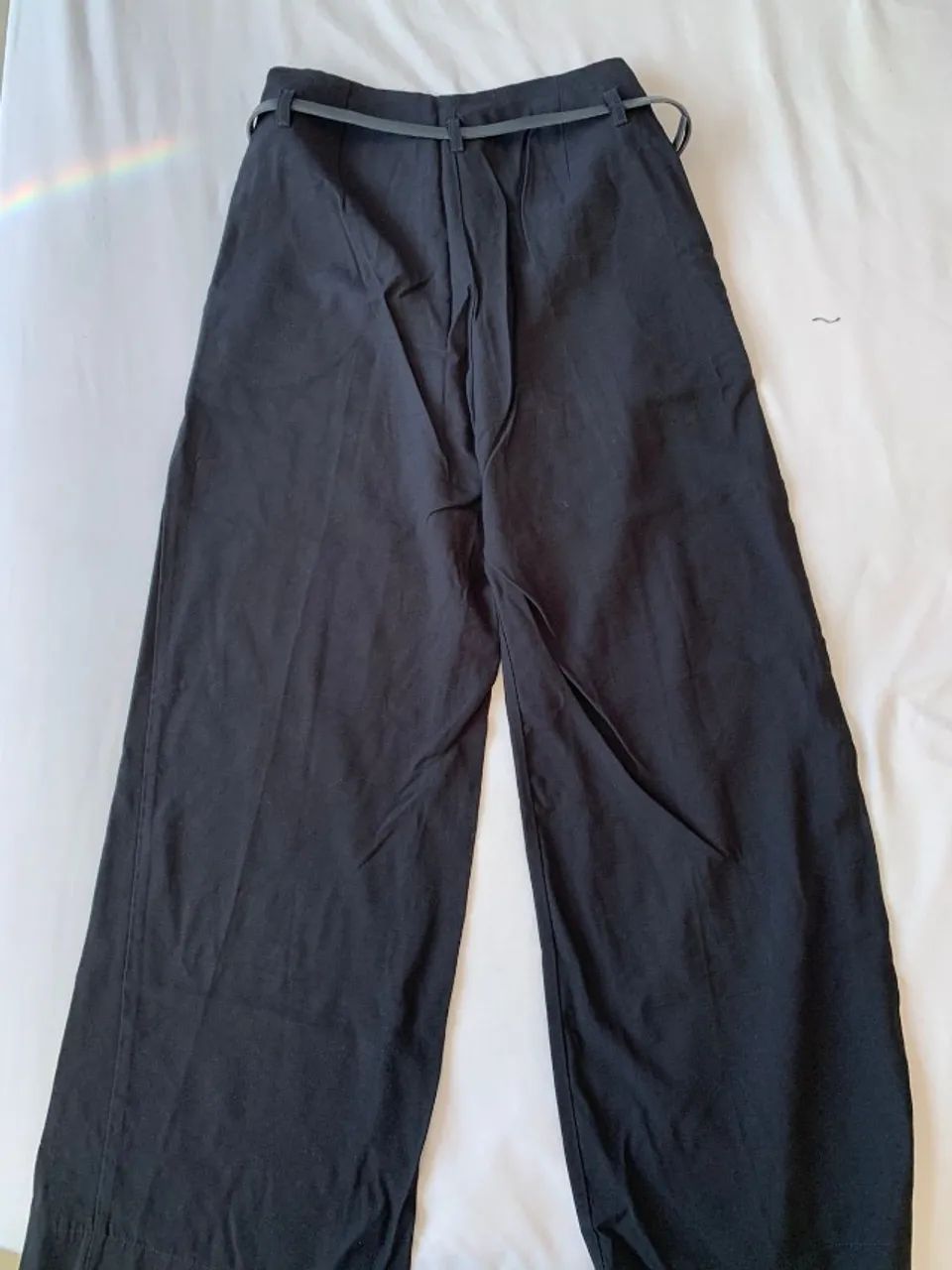 Calça Social Feminina Preta Pantalona com Cinto Tam. 38 - Foto 3