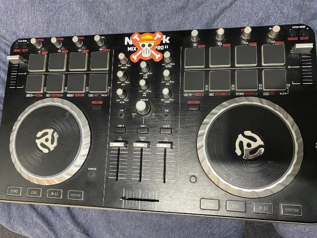 Controladora Dj Numark Mixtrack Pro 2 - Foto 2