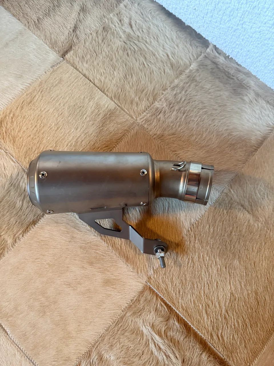Cano esportivo original Akrapovic - Foto 6