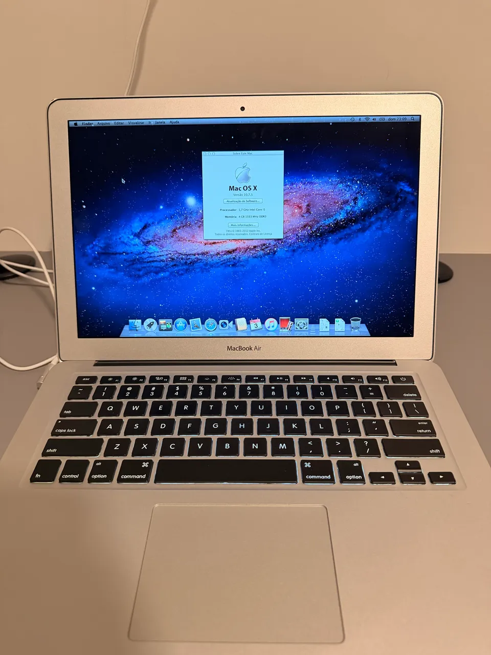 macbook air 13 i5 2011