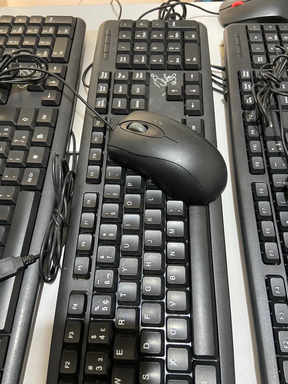 Vendo kit teclado mouse USB novinhos modelo abnt2 - Foto 2