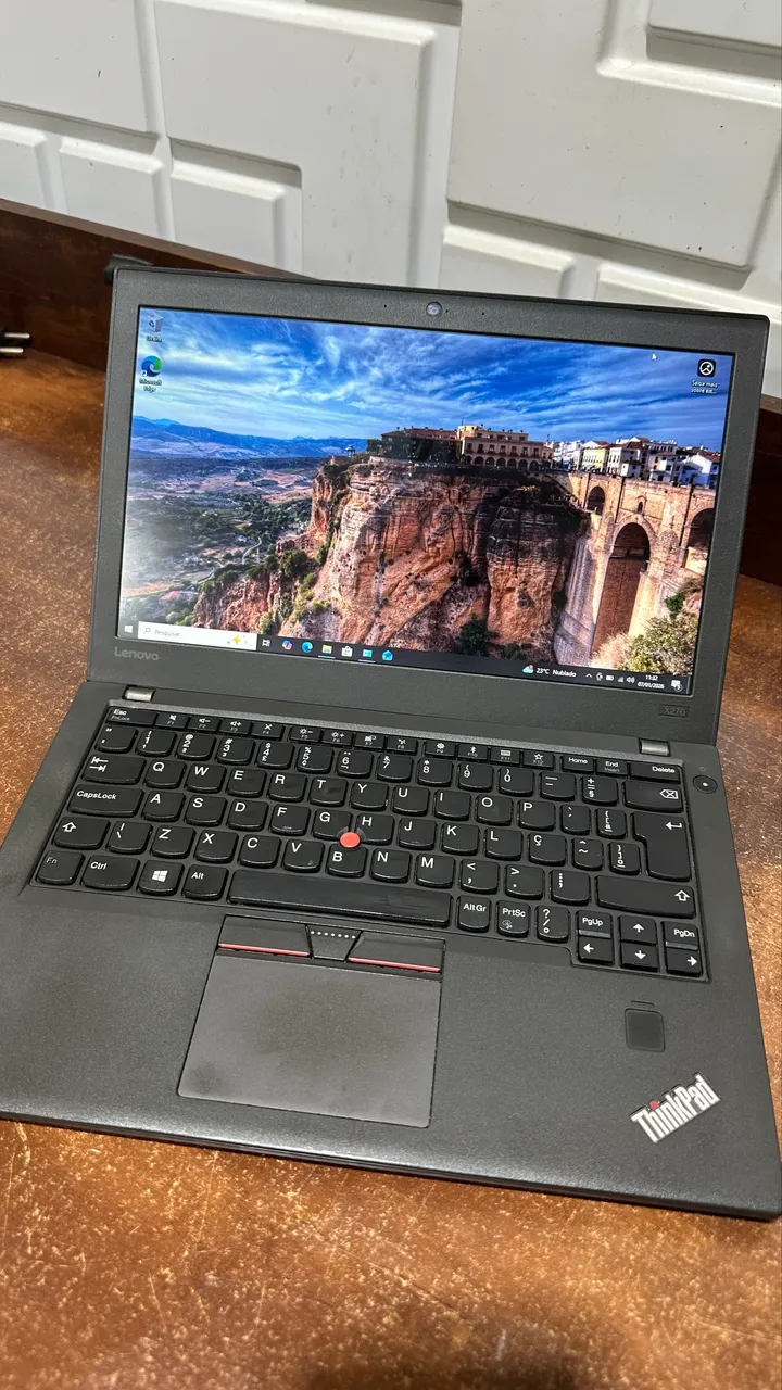 売り切り　Lenovo ThinkPad X270 lenovo thinkpad x270