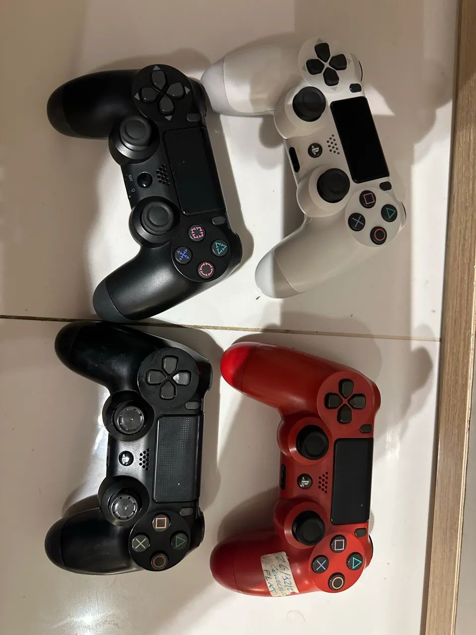 Ps4Pro 1TB - Foto 3
