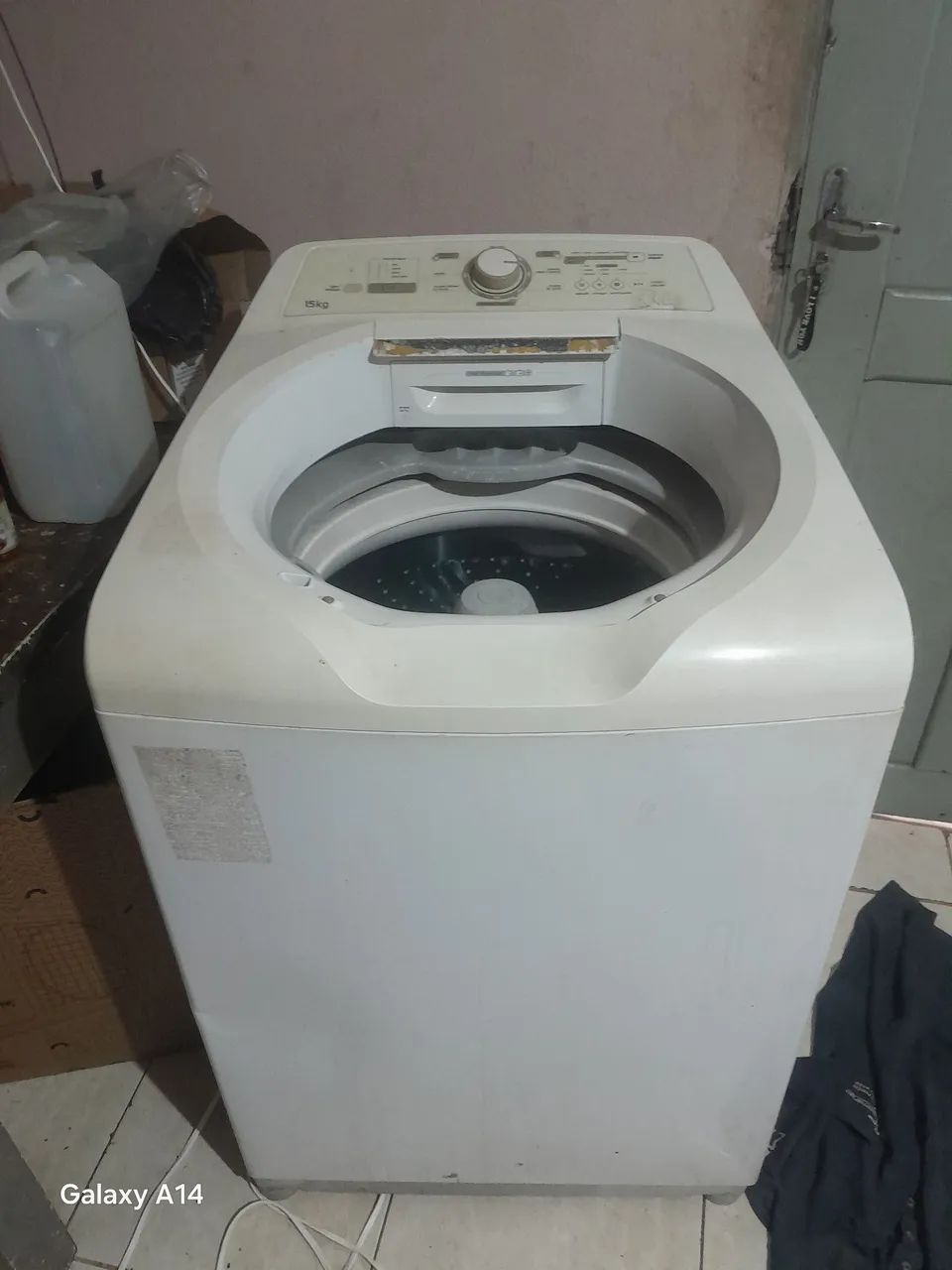 Máquina lavar roupas