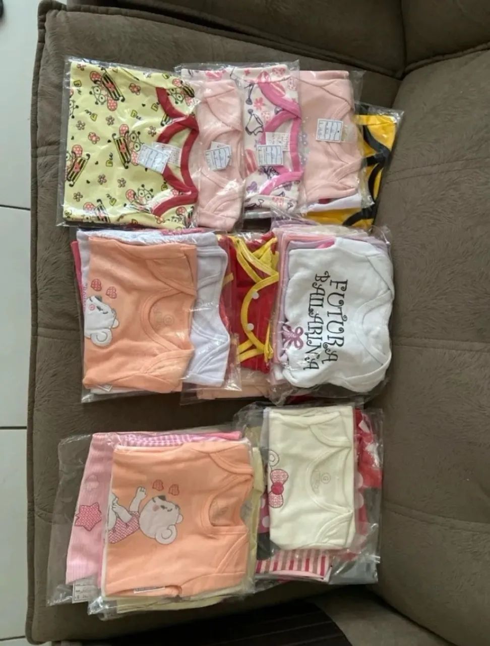 Roupa bebe nova 