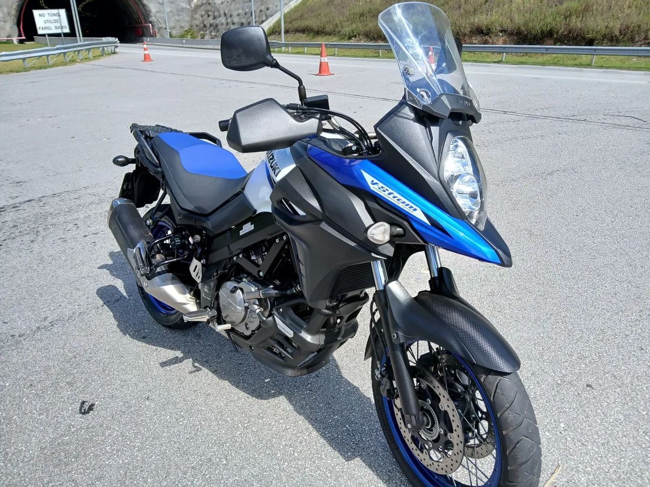 Suzuki Vstrom 650 xt 2025 - Foto 2