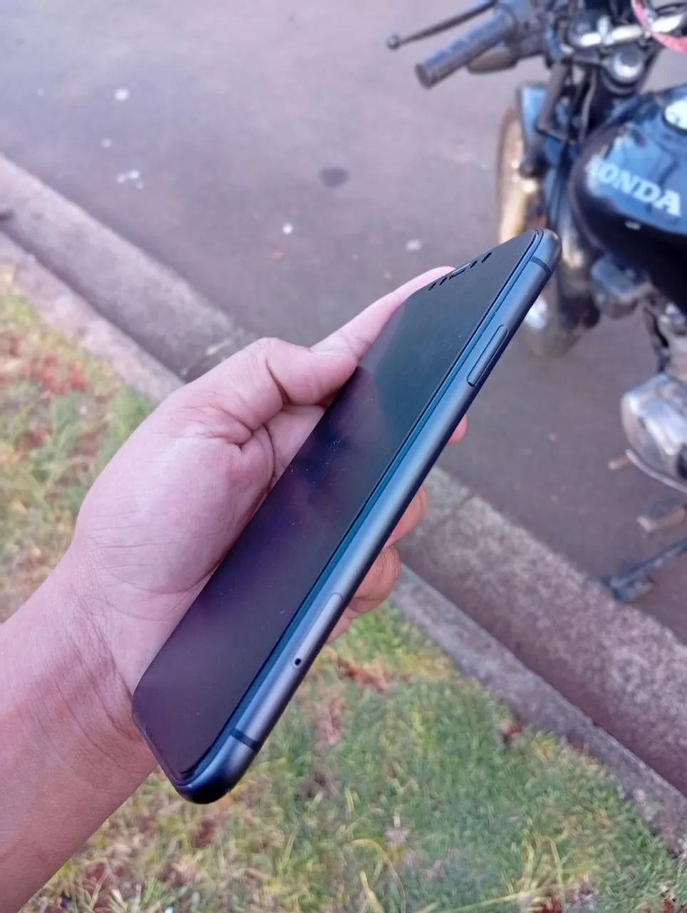 Vendo iPhone 11  - Foto 2
