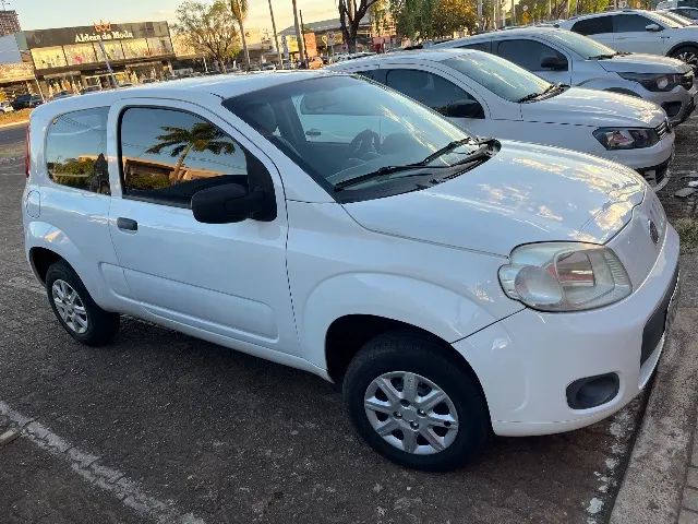Fiat Uno Vivace 1.0 EVO Fire Flex 8V 3P 2015 - Foto 2