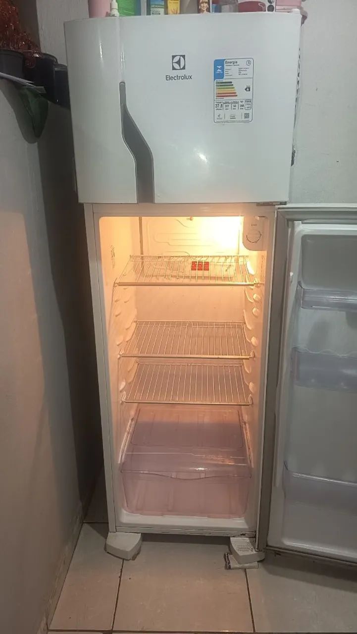 Electrolux Refrigerator