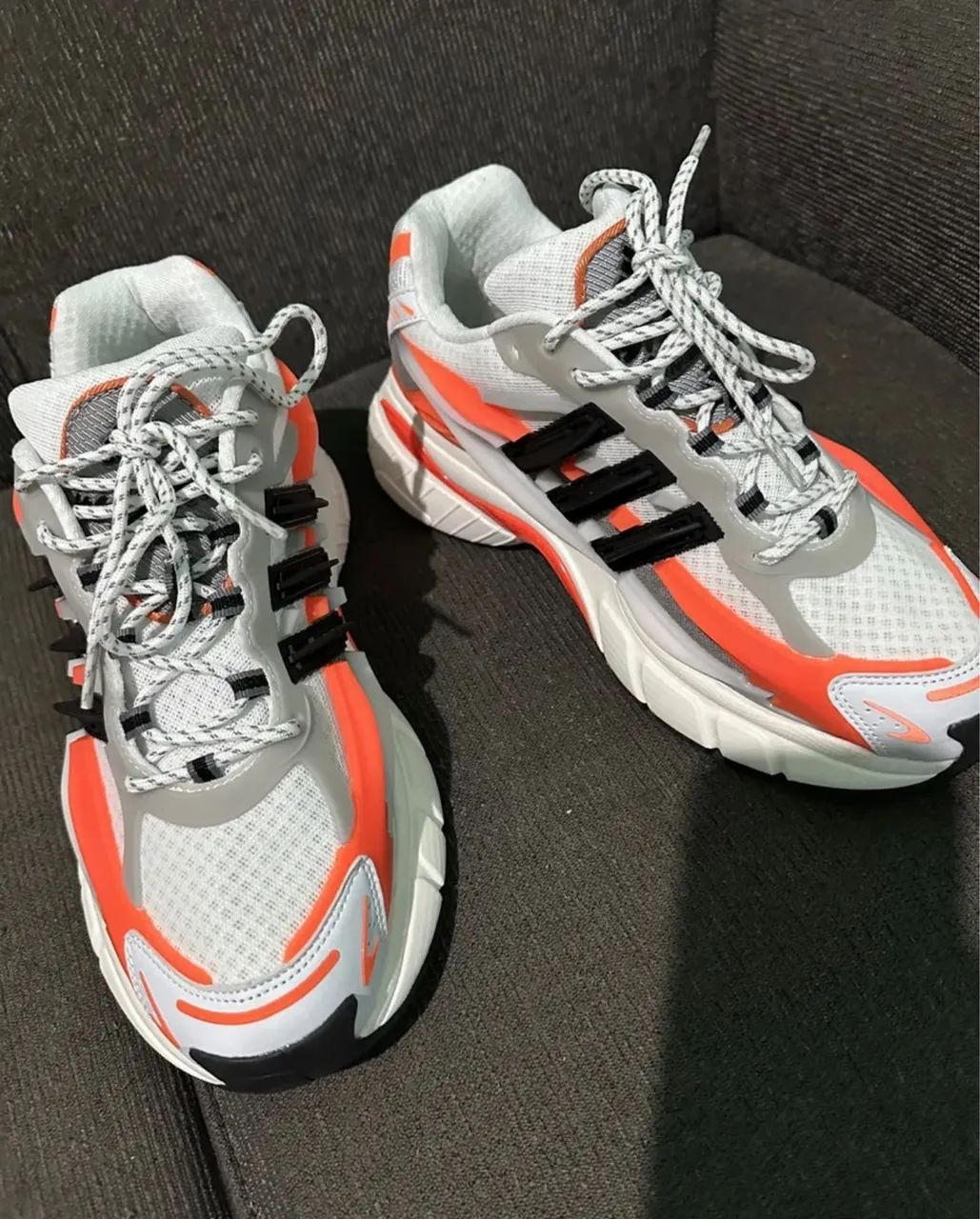 Tênis Adidas Jellyfish x Pharrell - Foto 3