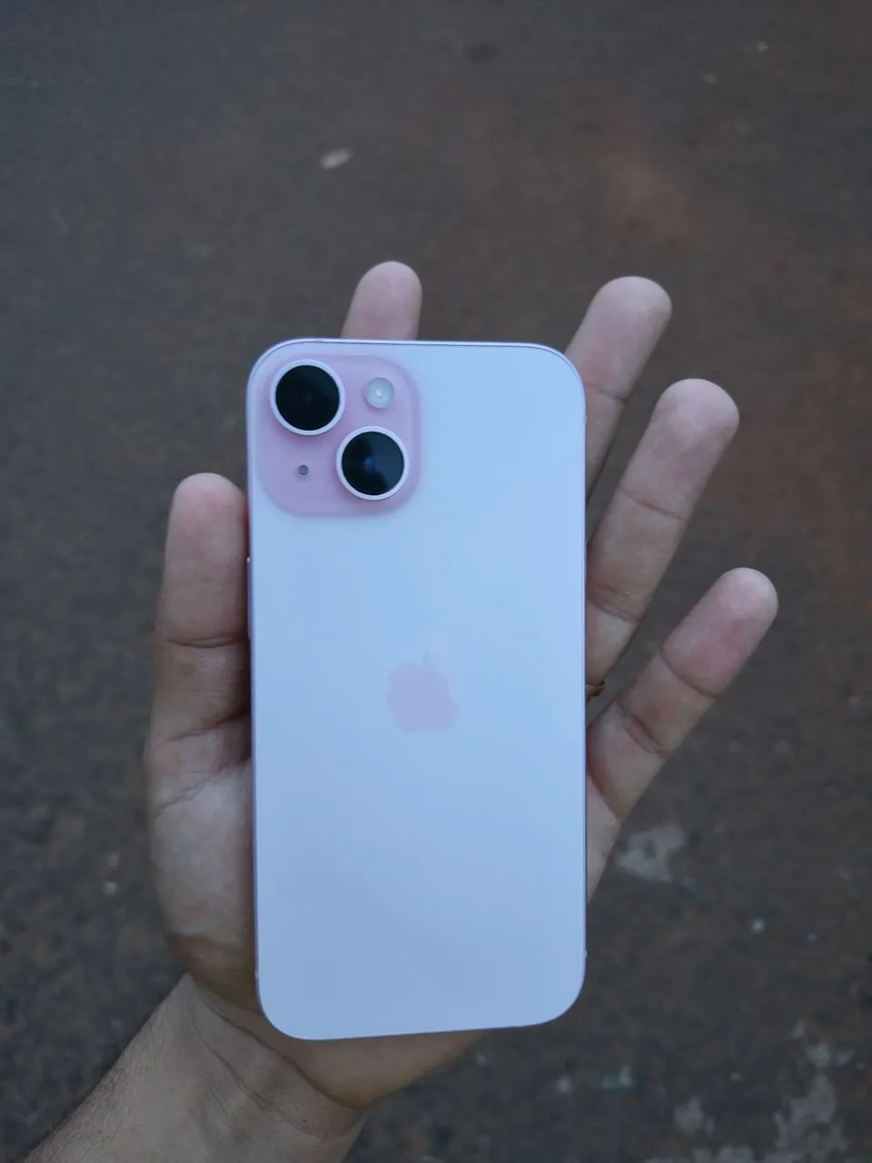 Iphone 15 (aberto a negócios) - Foto 2