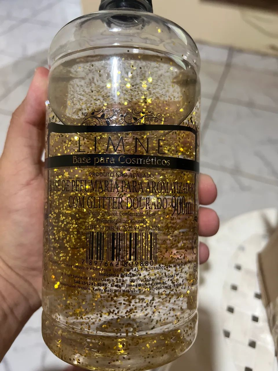 Limne base para cosméticos 