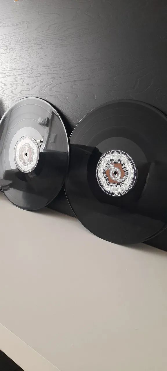 Disco de vinil duplo com CD ORPHANED LAND  - Foto 5