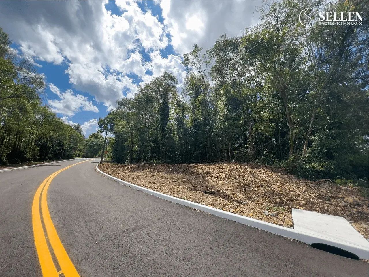 Terrenos à Venda com 1.000 m² no Vale dos Pinheiros  Gramado, RS - Foto 4