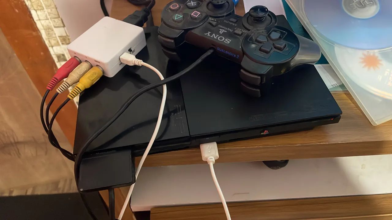 PS2 Slim - c/ voltante, pedal e câmbio 