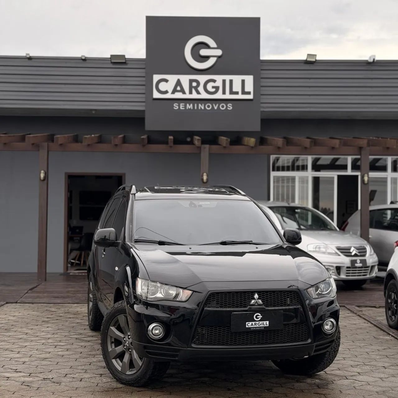 Mitsubishi Outlander 2.0 16V 160cv Aut. 2013 2013
