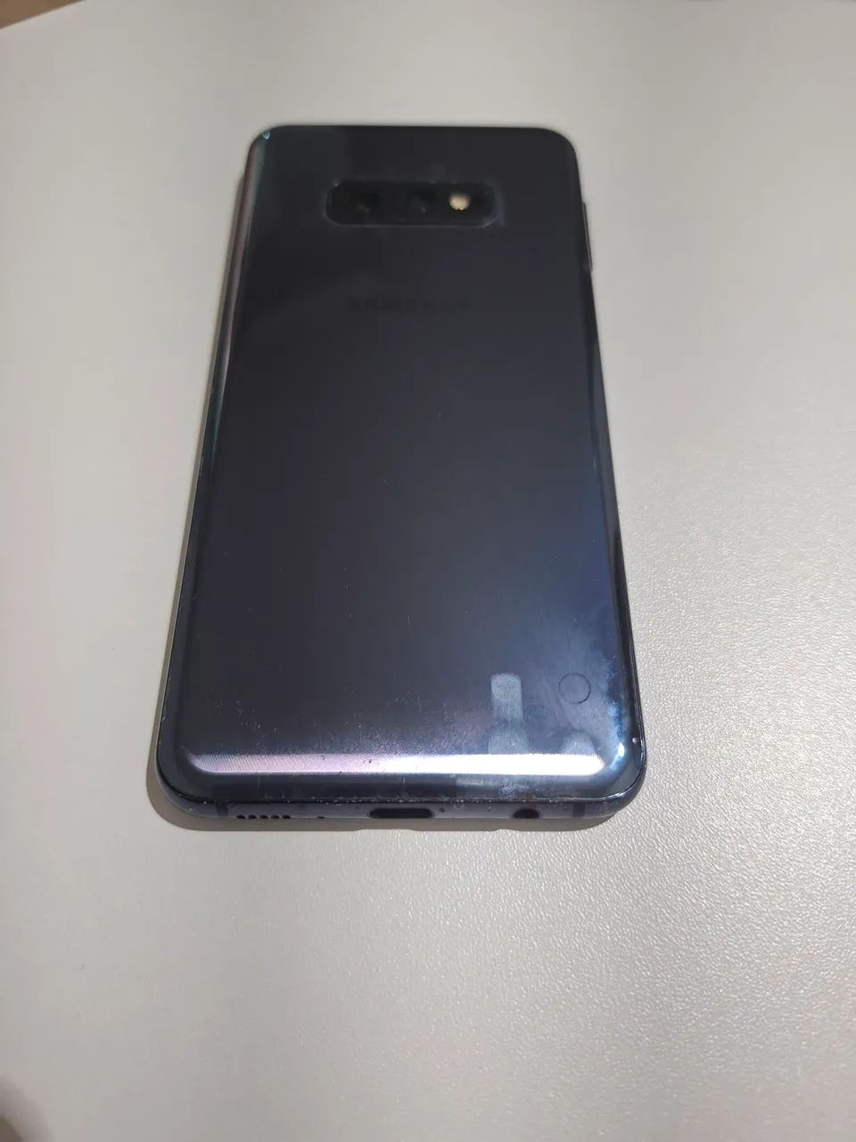 Celular S10e funcionando com pequenos detalhes  - Foto 3