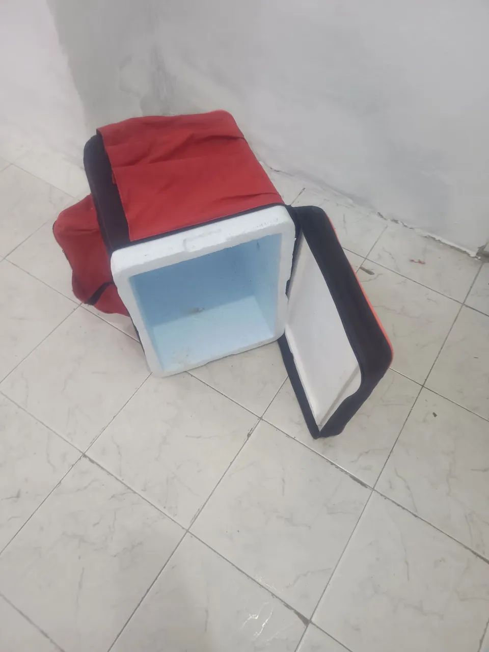 Bolsa térmica/ bag delivery vermelha  - Foto 4