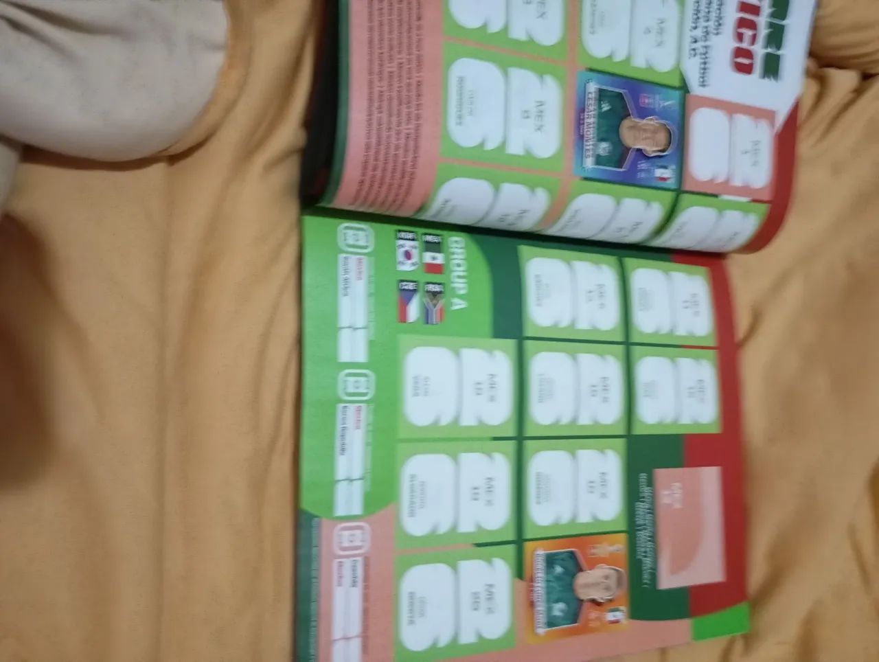 Vendo álbum da copa de 2026 com figurinhas da copa de 2022