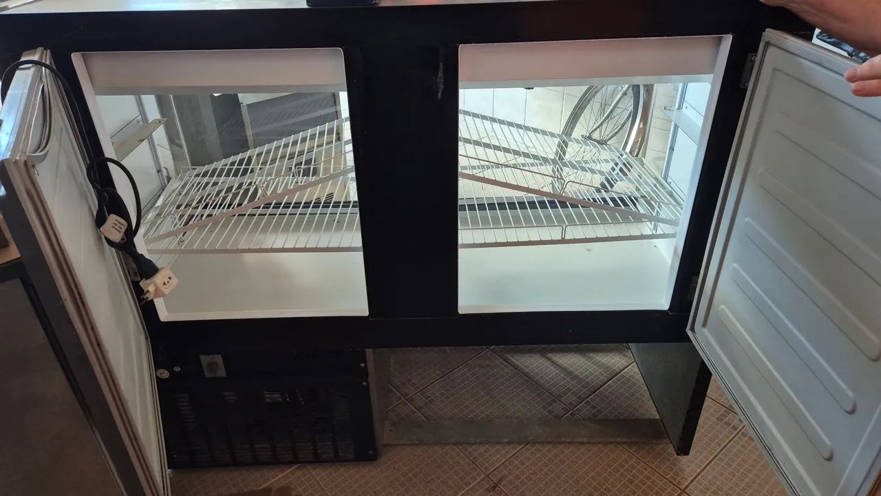 Expositor Refrigerado Gelopar 1,50m - 220v - Foto 4