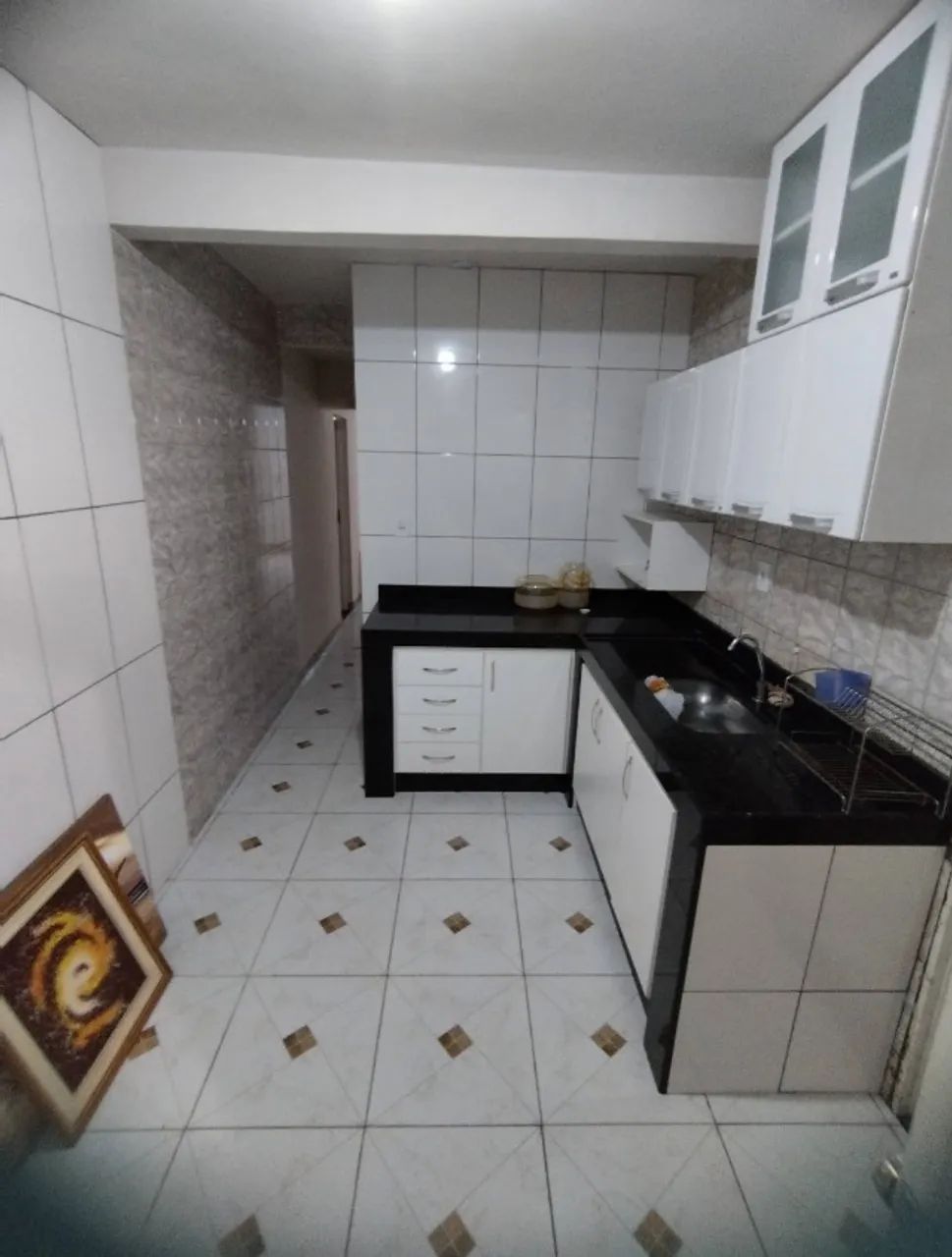 Alugo casa com 01 quarto em André Carloni