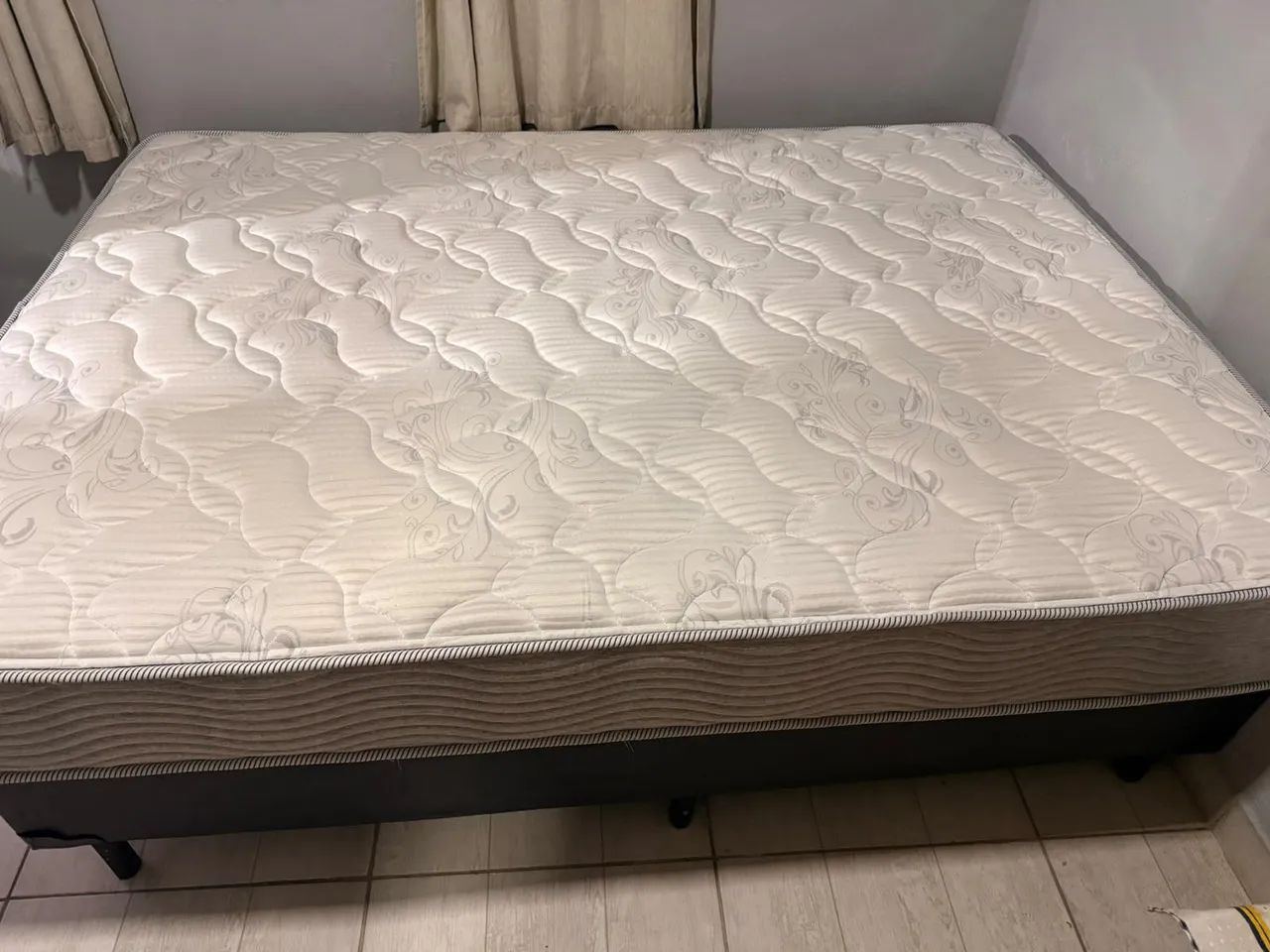 Cama box de casal
