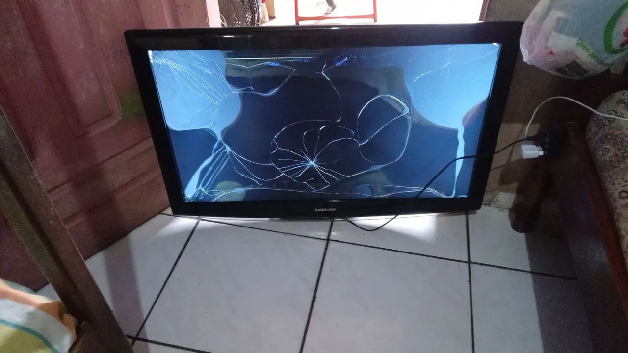 Tv Samsung 42 com defeito para concerto
